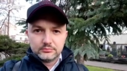 "Лукашенко думает, если назвать что-то нацистским, то в это поверит больше людей". Почему в Беларуси запретили лозунг "Жыве Беларусь!" "Лукашенко думает, если назвать что-то нацистским, то в это поверит больше людей". Почему в Беларуси запретили лозунг "Жыве Беларусь!"