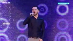 Перед смертью долго пытали. Правозащитники выяснили, как чеченские силовики убили певца за гомосексуальность по приказу Рамзана Кадырова
 Перед смертью долго пытали. Правозащитники выяснили, как чеченские силовики убили певца за гомосексуальность по приказу Рамзана Кадырова