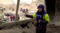 Корреспонденты НВ стали очевидцами гибели людей под обстрелом во время эвакуации из Ирпеня Корреспонденты НВ стали очевидцами гибели людей под обстрелом во время эвакуации из Ирпеня