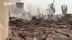 "У меня нервная система все, кончилась, ни на самолеты, ни на что не реагирует": репортаж из прифронтовых поселков Донбасса "У меня нервная система все, кончилась, ни на самолеты, ни на что не реагирует": репортаж из прифронтовых поселков Донбасса