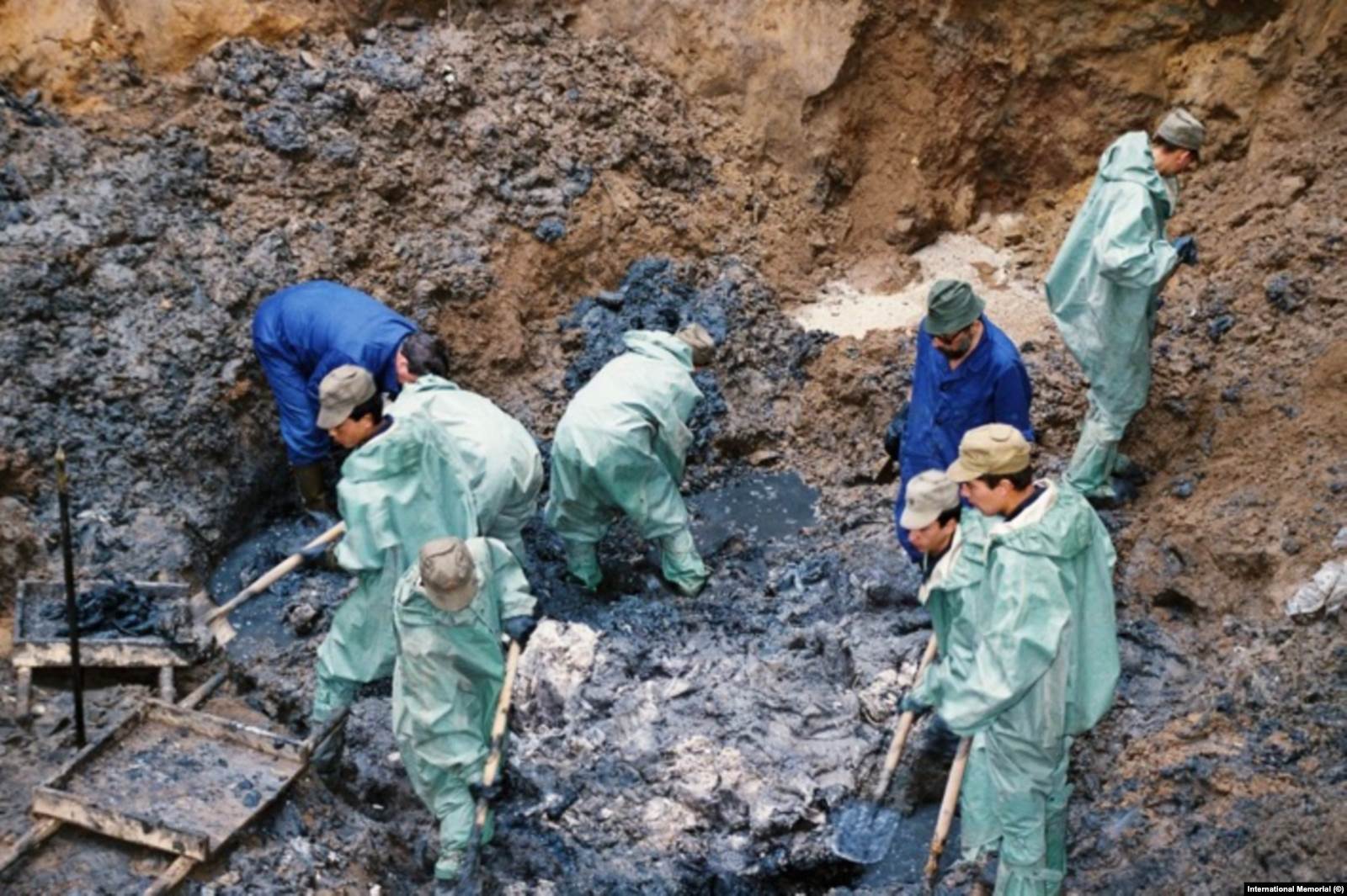 Раскопки в Медном. Август 1991 года. Фото: общество "Мемориал"
