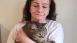 Галина Дербыш (с котом) 