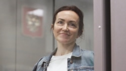 Суд в Казани продлил арест журналистке Радио Свобода Алсу Курмашевой еще на два месяца Суд в Казани продлил арест журналистке Радио Свобода Алсу Курмашевой еще на два месяца