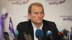 Кум или серый кардинал: кто такой Виктор Медведчук Кум или серый кардинал: кто такой Виктор Медведчук