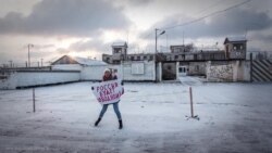 Беда Варвары Михайловой – в чем виновата одиночная пикетчица в защиту Дадина Беда Варвары Михайловой – в чем виновата одиночная пикетчица в защиту Дадина